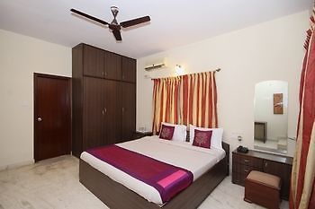 Oyo 2388 Hebbal Hotel บังกาลอร์ ภายนอก รูปภาพ