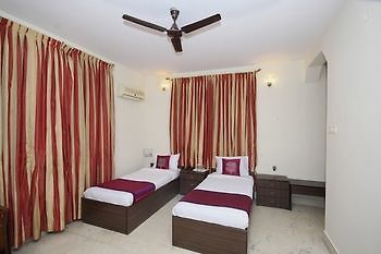 Oyo 2388 Hebbal Hotel บังกาลอร์ ภายนอก รูปภาพ