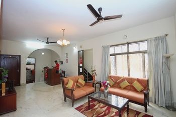 Oyo 2388 Hebbal Hotel บังกาลอร์ ภายนอก รูปภาพ